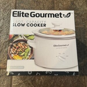 Elite Gourmet 1.5 QT. Capacity Slow Cooker